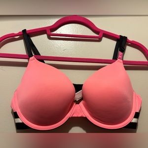 Victoria Secret PINK Wear Everywhere Push-Up Bra